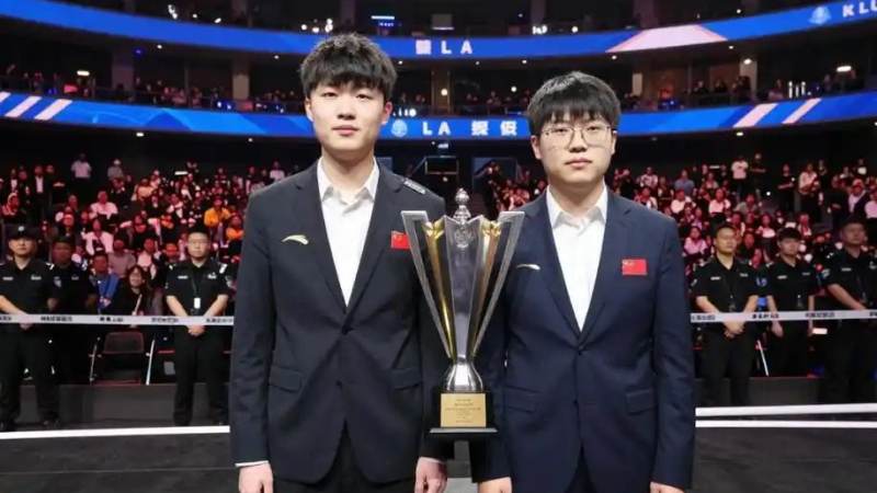 S16选手转会消息怎么看才靠谱？读懂官宣节奏与合同规则
